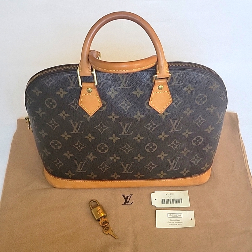 Authentic Vintage MM Louis Vuitton Alma Bag